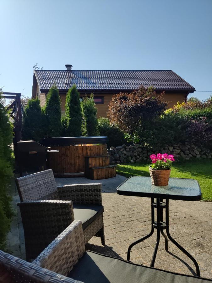 Brivdienu Maja Amrai Ventspils Extérieur photo
